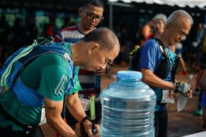 BIB: 
                            <button type="button" onclick="openModal(25267849)" class="btn btn-primary btn-sm float-right btn-popup" data-toggle="modal" data-target=".modal-high-quality">
                        <i class="fas fa-shopping-cart"></i> Add to Cart
                    </button>
                                            <button type="button" onclick="isThisMe(25267849, true)" class="btn btn-success btn-sm float-right btn-popup btn-isme hidden" data-toggle="tooltip" data-placement="bottom" title="นี่คือรูปของคุณใช่ไหม คลิกที่นี่เพื่อเอาเข้าอัลบั้ม">
                        <i class="fas fa-plus"></i> Add to album
                    </button>
                    <button type="button" onclick="isThisMe(25267849, false)" class="btn btn-warning btn-sm float-right btn-popup btn-isnotme hidden">
                        <i class="fas fa-ban"></i> Remove from album
                    </button>